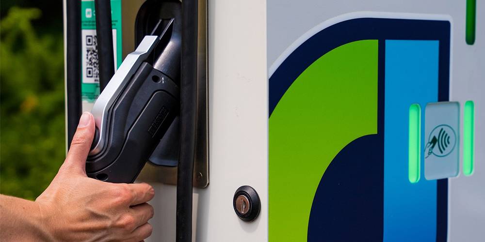JuiceBar EV Charger Installers Custom EV Charge points Inertial Electric